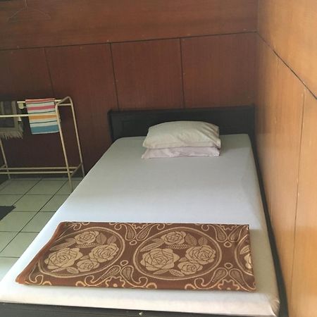 Oyo Life 1708 Hotel Budi Famili 1 Syariah Ciamis Exterior foto