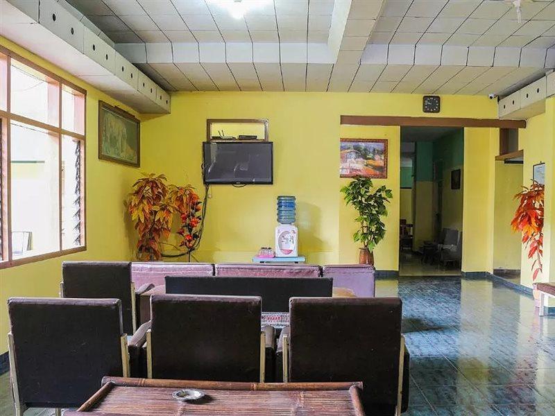 Oyo Life 1708 Hotel Budi Famili 1 Syariah Ciamis Exterior foto