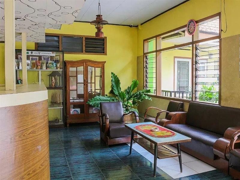 Oyo Life 1708 Hotel Budi Famili 1 Syariah Ciamis Exterior foto