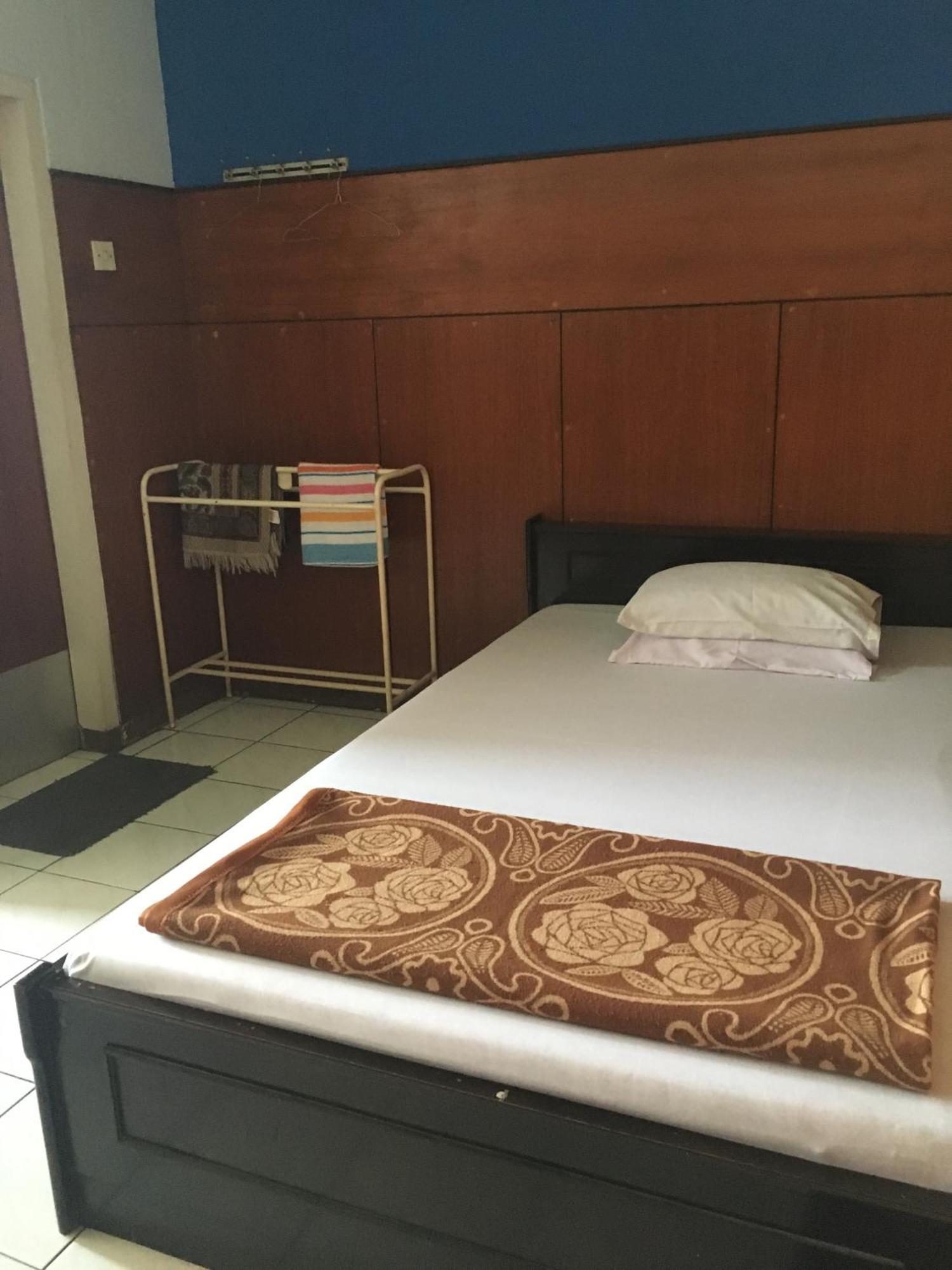 Oyo Life 1708 Hotel Budi Famili 1 Syariah Ciamis Exterior foto